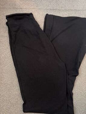 Black Women's Stretch Leggings - Classic Everyday Fit